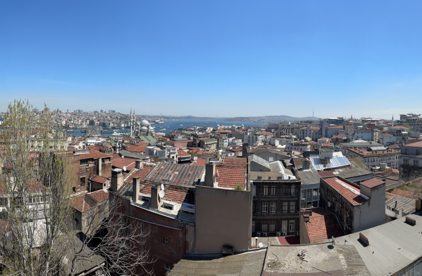Büyük Valide Han